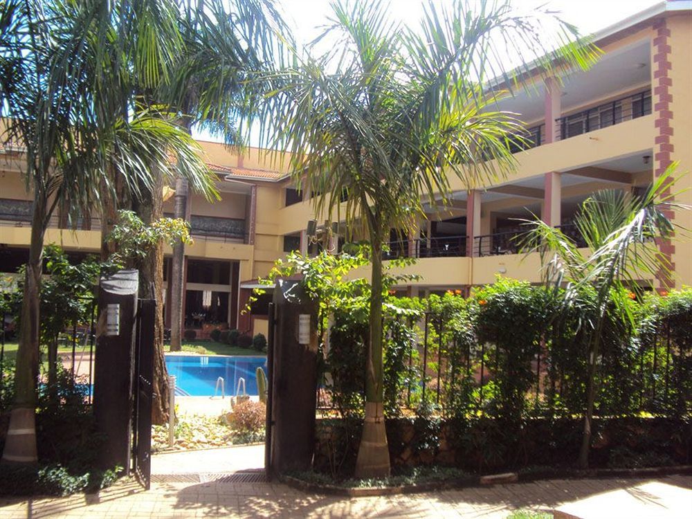 Silver Springs Hotel Kampala Kültér fotó