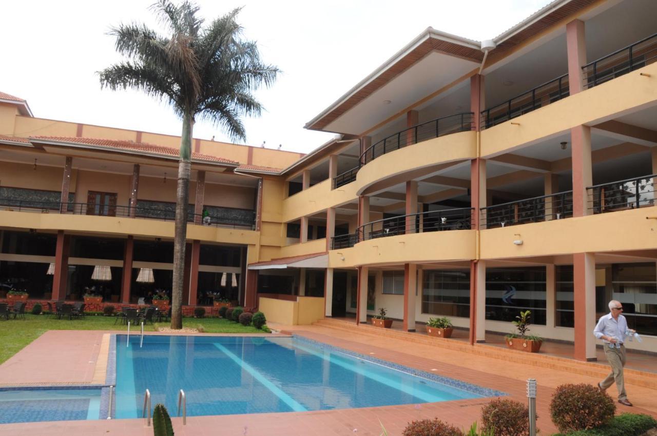 Silver Springs Hotel Kampala Kültér fotó