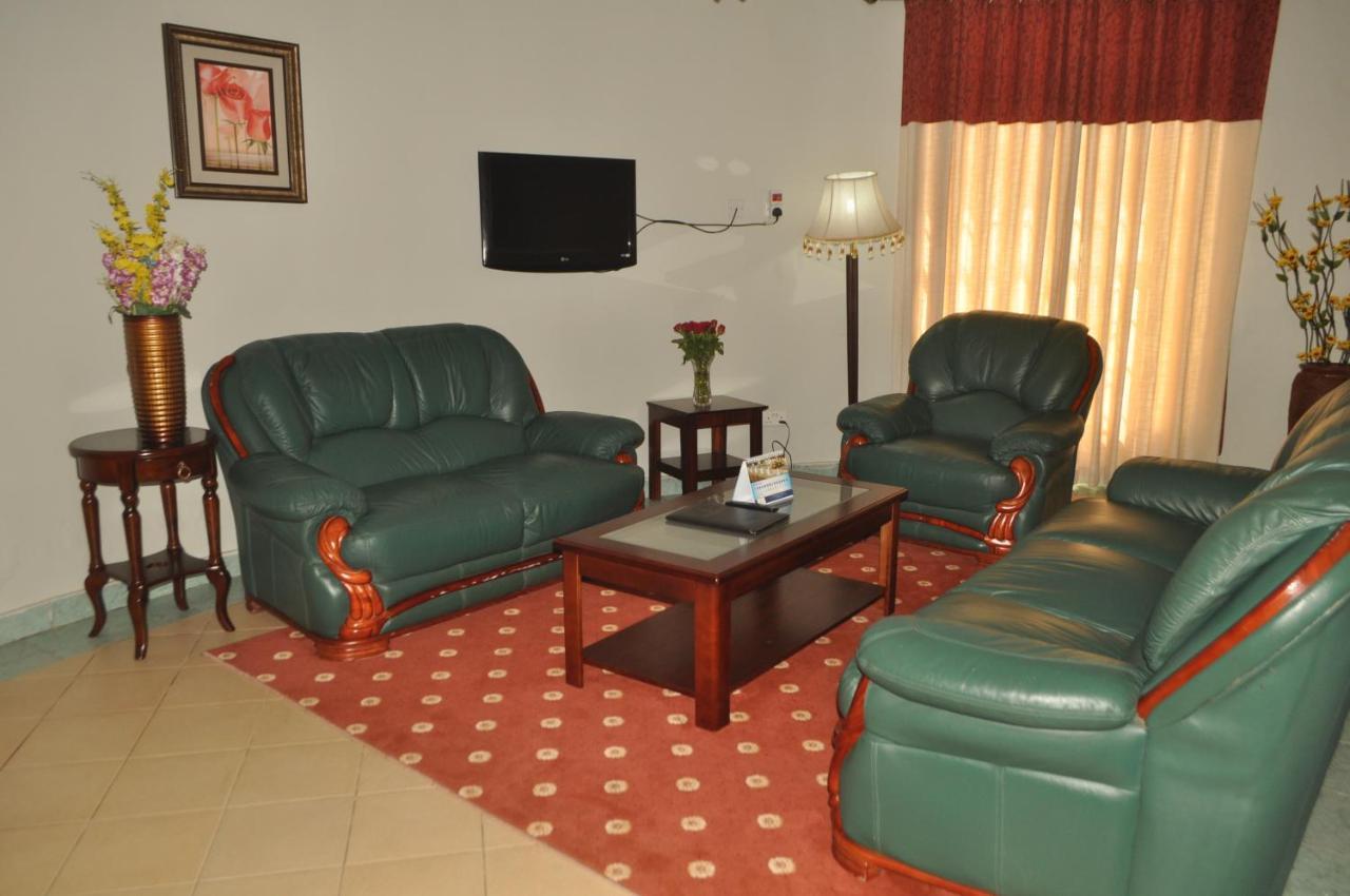 Silver Springs Hotel Kampala Kültér fotó