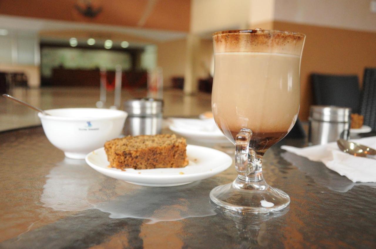 Silver Springs Hotel Kampala Kültér fotó
